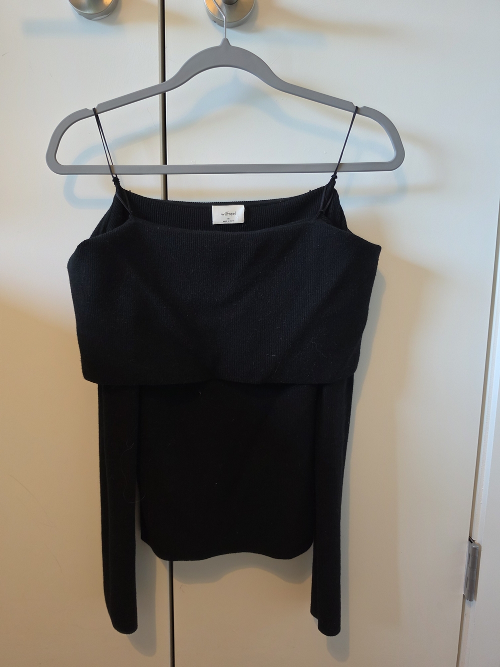 Wilfred off the shoulder sweaters